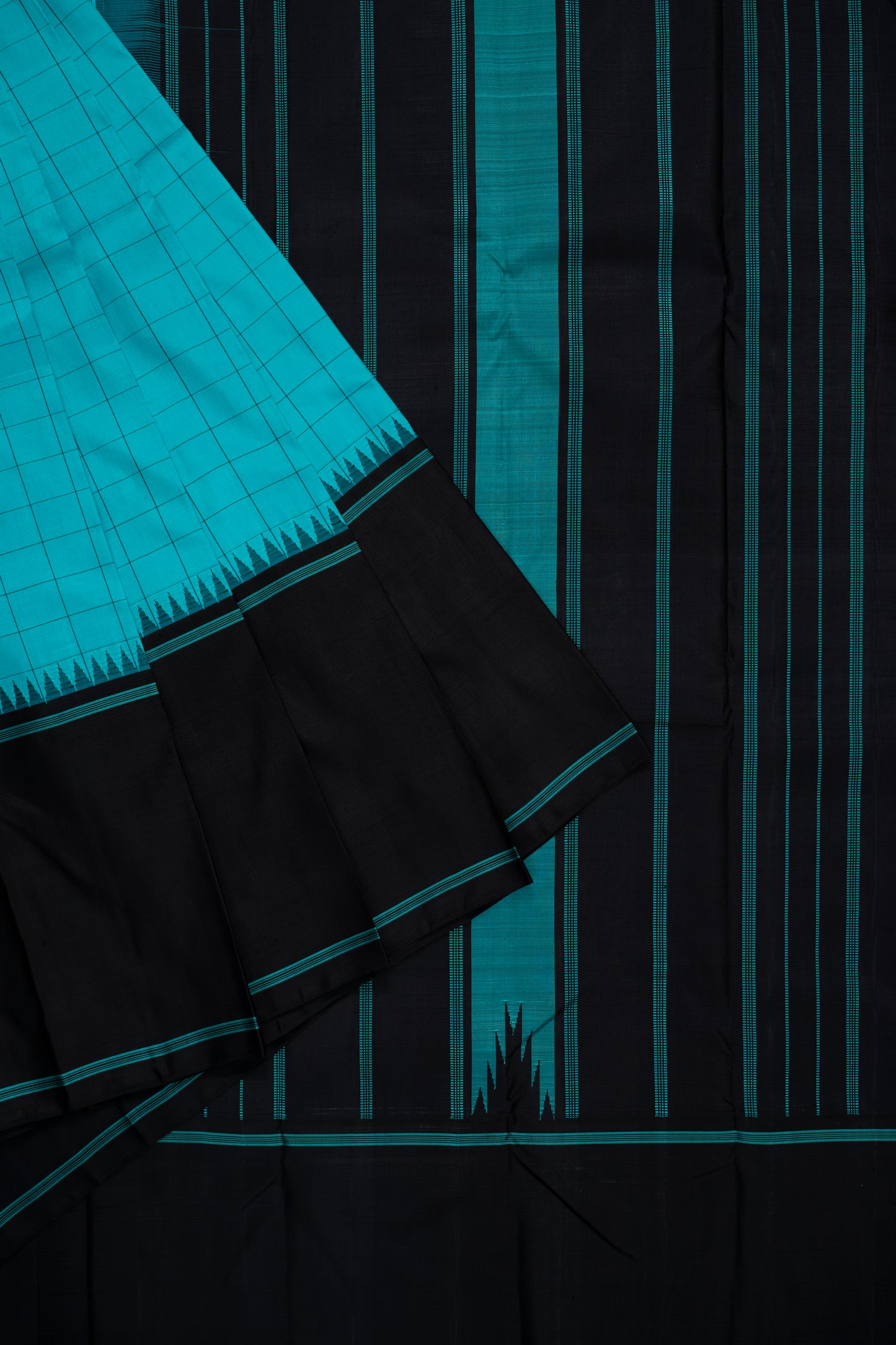 Deep Turquoise Arani Pattu Silk Saree