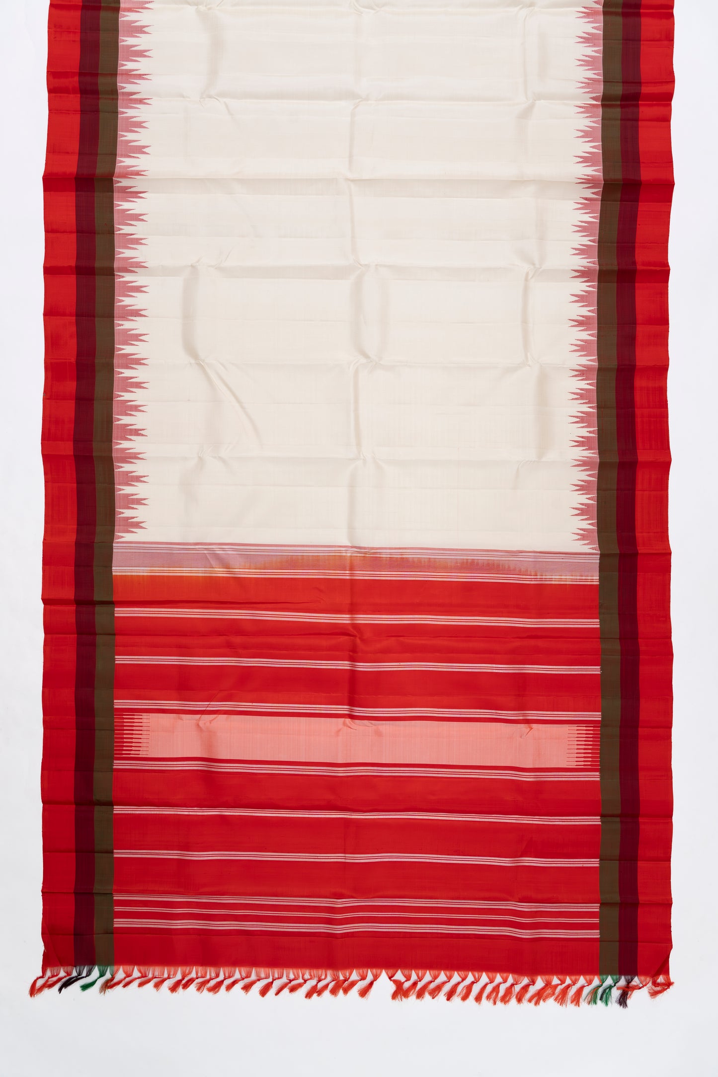 White & Red Plain Arani Pattu Silk Saree