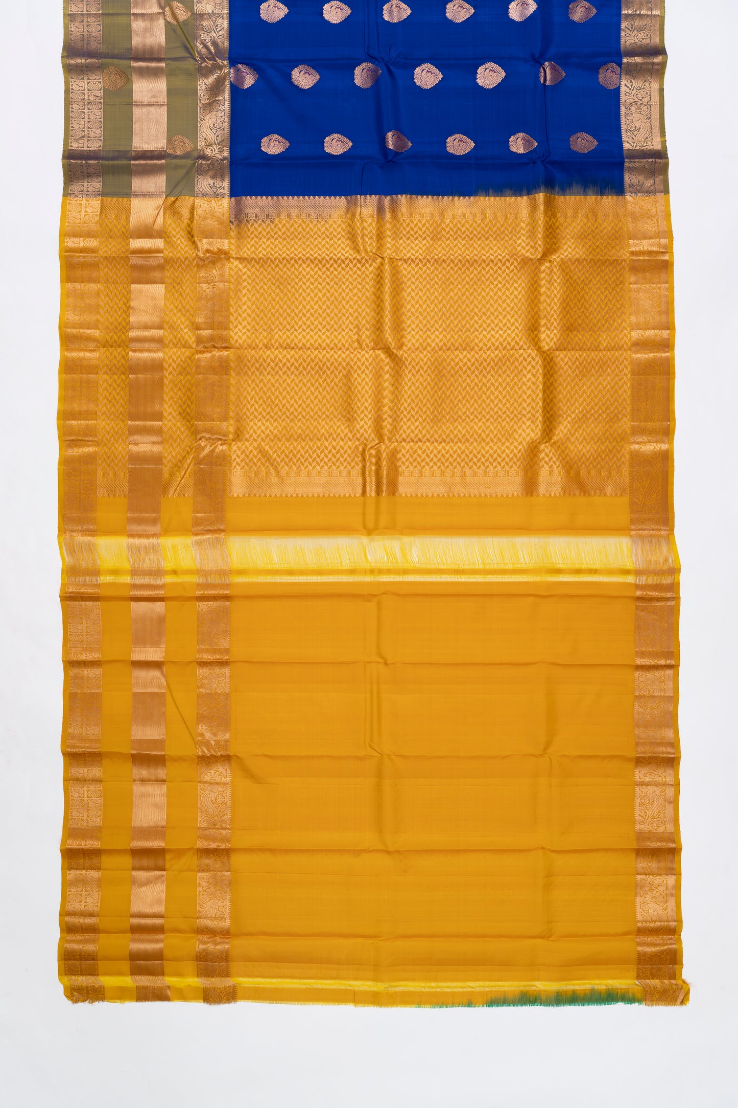 Blue Butta Kanchi Pattu Saree With Contrast Border